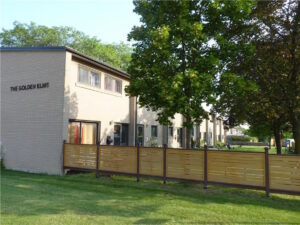 Golden Elms Townhomes — rental apartment community in Etobicoke, Toronto (photo 1)