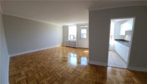 Humber River Apartments — rental apartment community in Etobicoke, Toronto (photo 6)