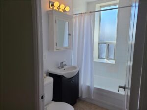 Humber River Apartments — rental apartment community in Etobicoke, Toronto (photo 10)