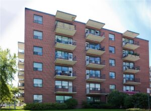 Parkway Manor — rental apartment community in Scarborough, Toronto (photo 3)