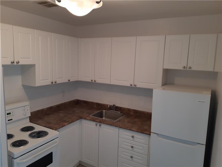 1-bedroom suite at Sandalwood Manor, Scarborough, Toronto